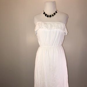Trixxi White Ruffled Maxi Dress New With Tag
